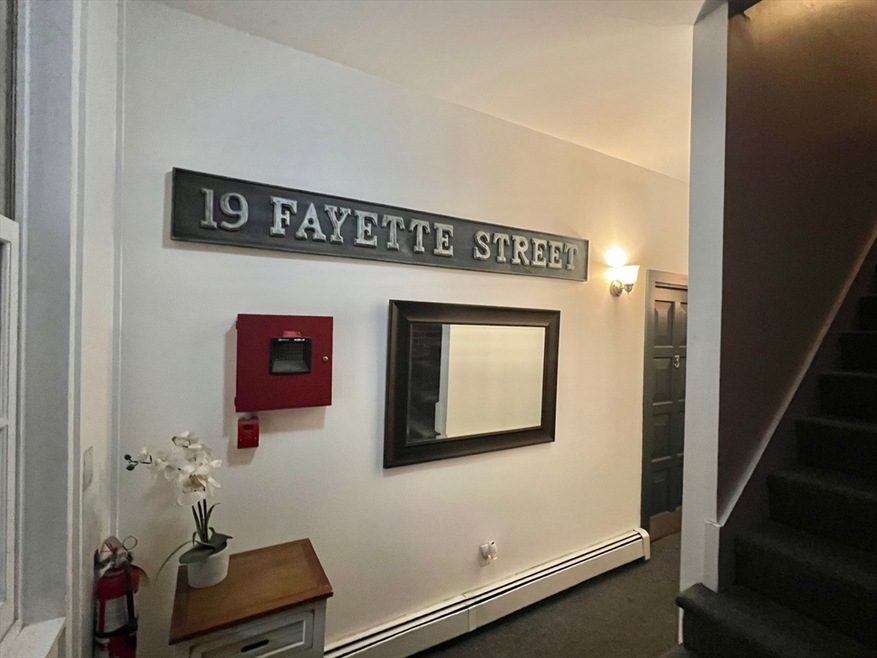 19 Fayette St unit 7, Boston, MA 02116 - photo 1