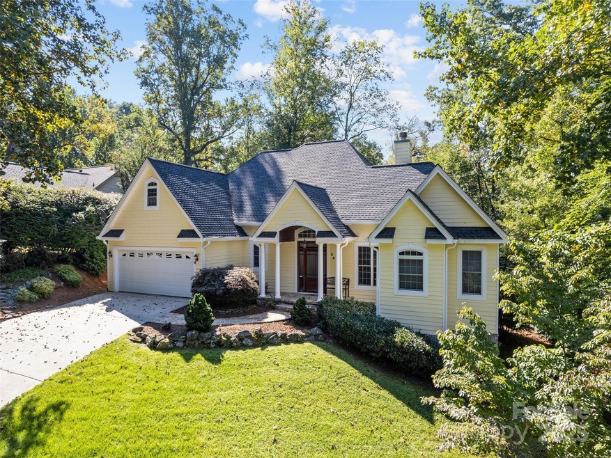 Under Contract $650,000 • Co-Listing Agent