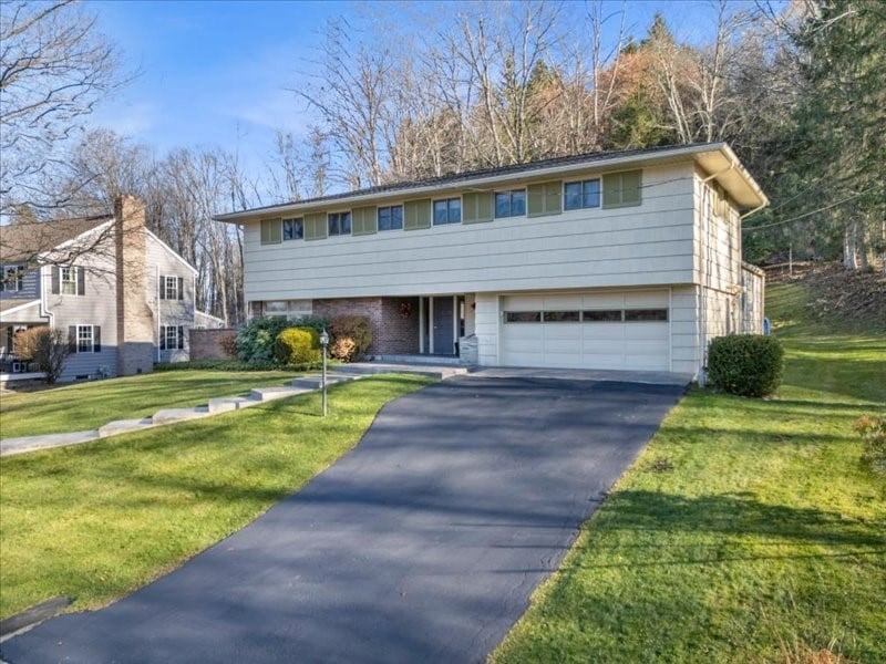 37 Kenilworth Rd, Binghamton, NY 13903 - photo 1