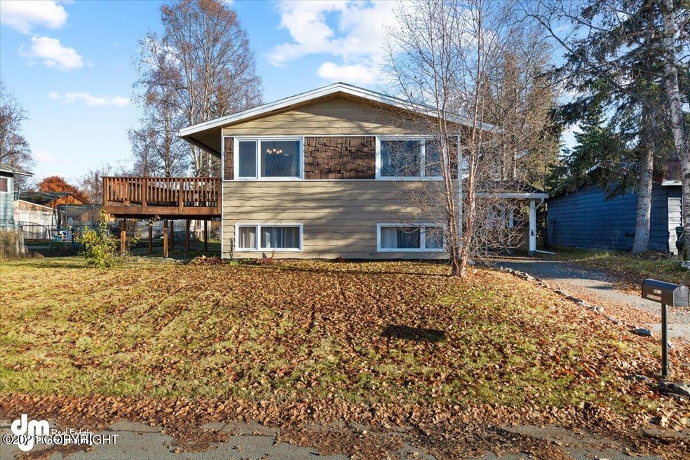 02-Exterior Front MS_5499