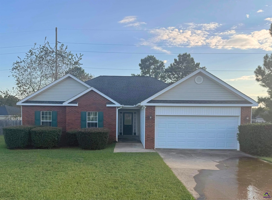 105 Windmill Ct, Warner Robins, GA 31088 - photo 1