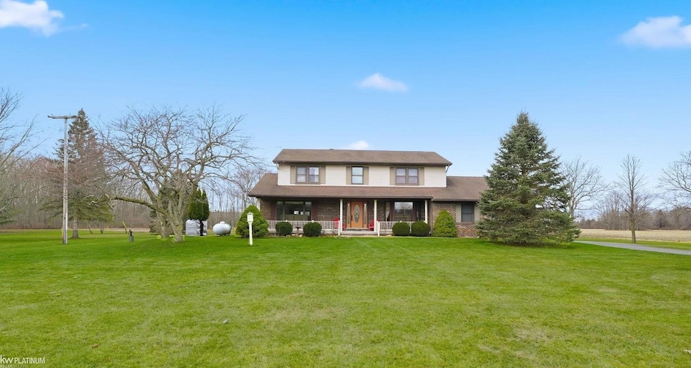 1619 Burns Rd, Kimball, MI 48074 - photo 1