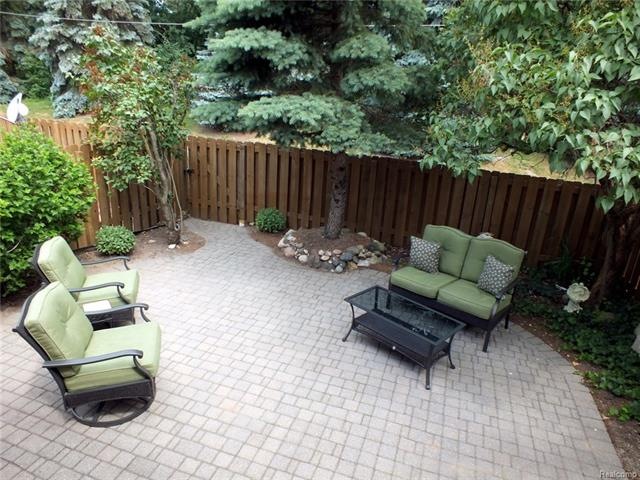 YOUR OASIS WHEN YOU GET HOME!