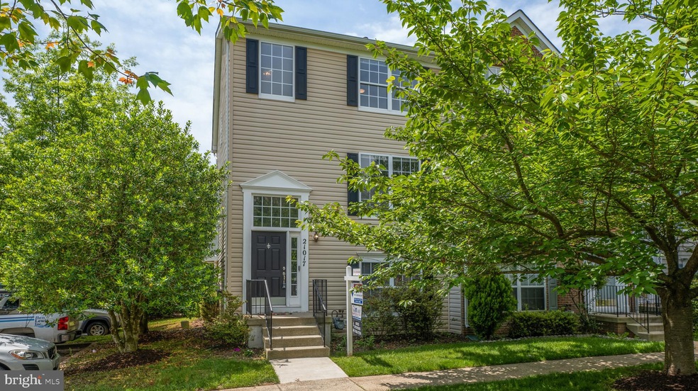 21017 Sojourn Ct, Germantown, MD 20876 - photo 1
