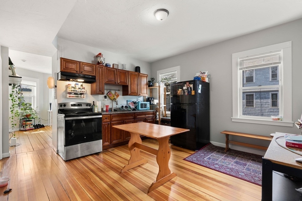 170 Allston St unit 2, Providence, RI 02908 - photo 1