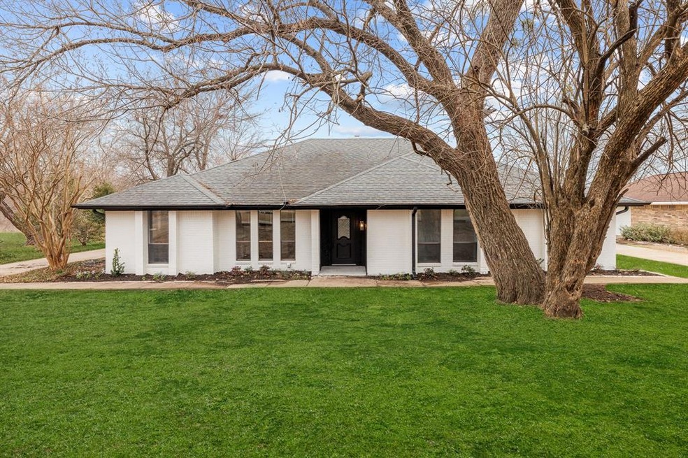 5201 Playa Dr, Sherman, TX 75090 - photo 1