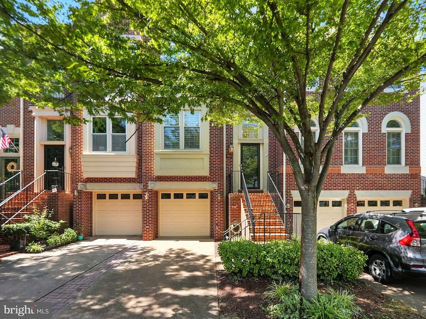 Sold $885,000 • Co-Listing Agent