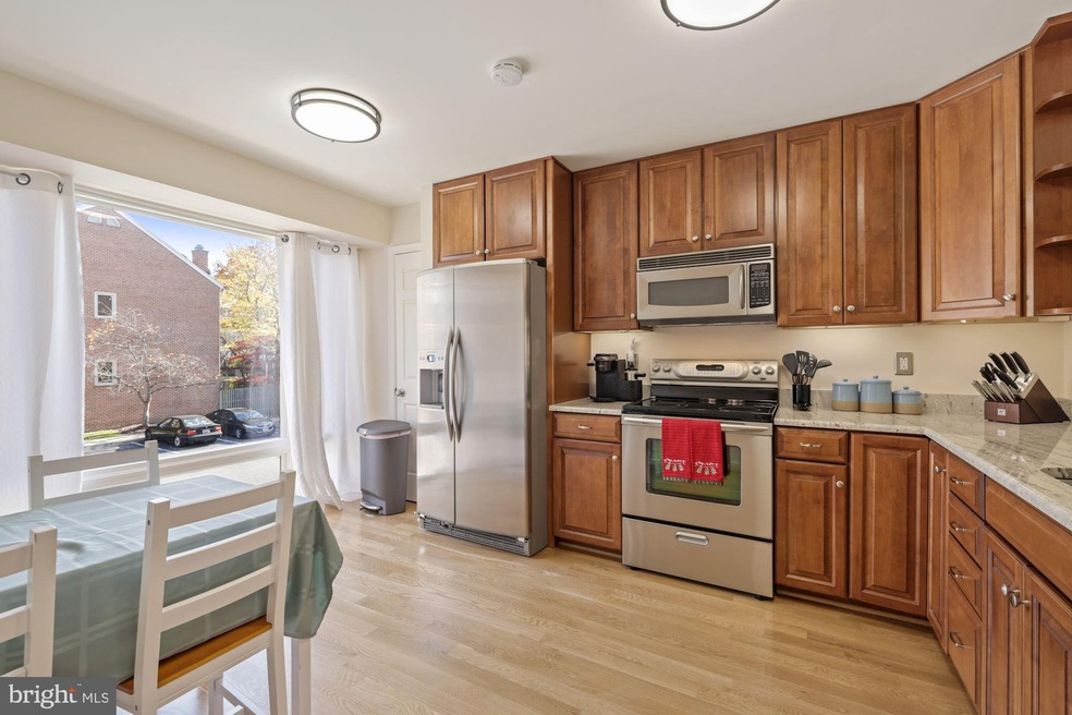 1415 Templeton Place, Rockville, MD 20852 - photo 1