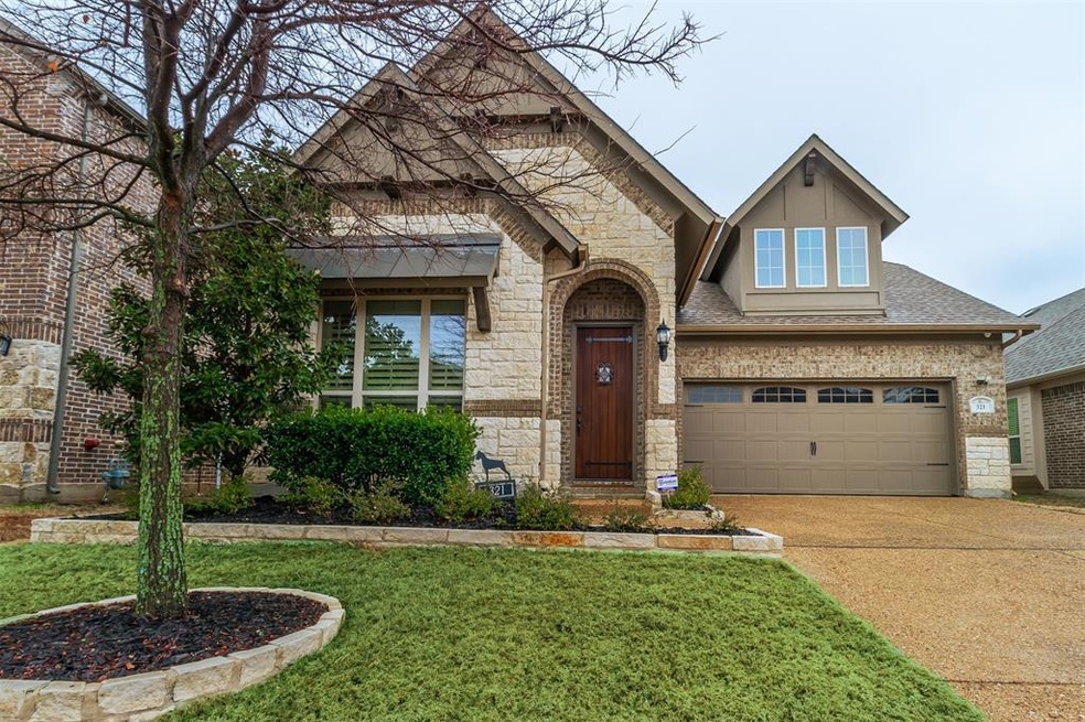 321 Hogue Ln, Wylie, TX 75098 - photo 1