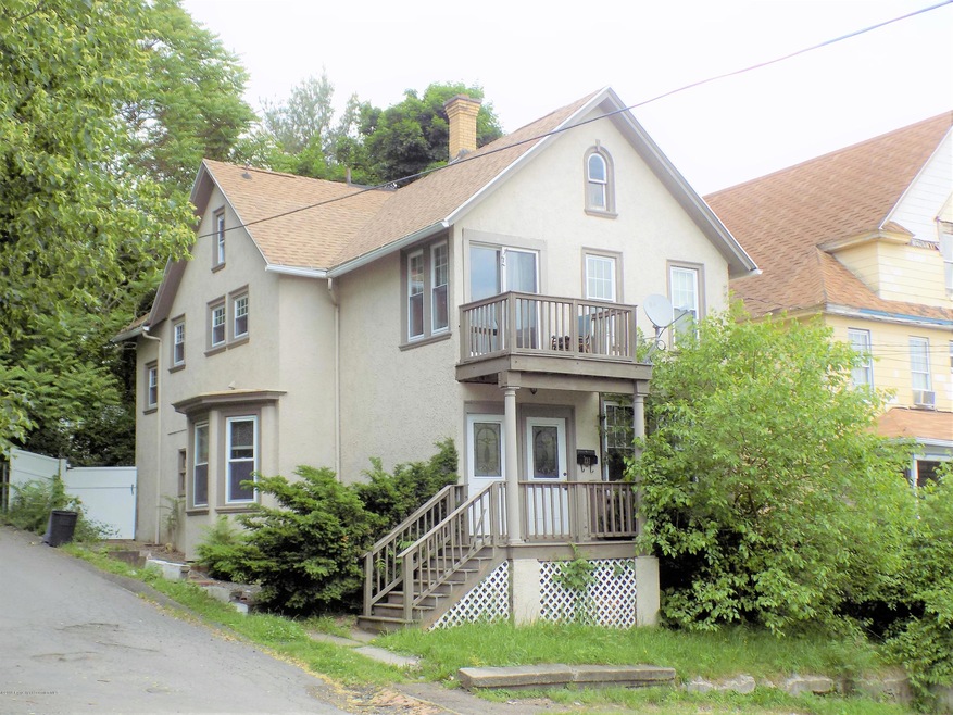 1317 Vine St, Scranton, PA 18510 - photo 1