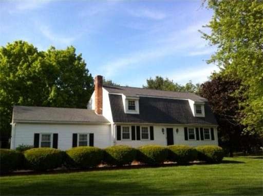 6 Bellingham St, Mendon, MA 01756 - photo 1