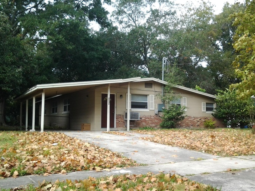 2138 Bills Dr, Jacksonville, FL 32210 - photo 1