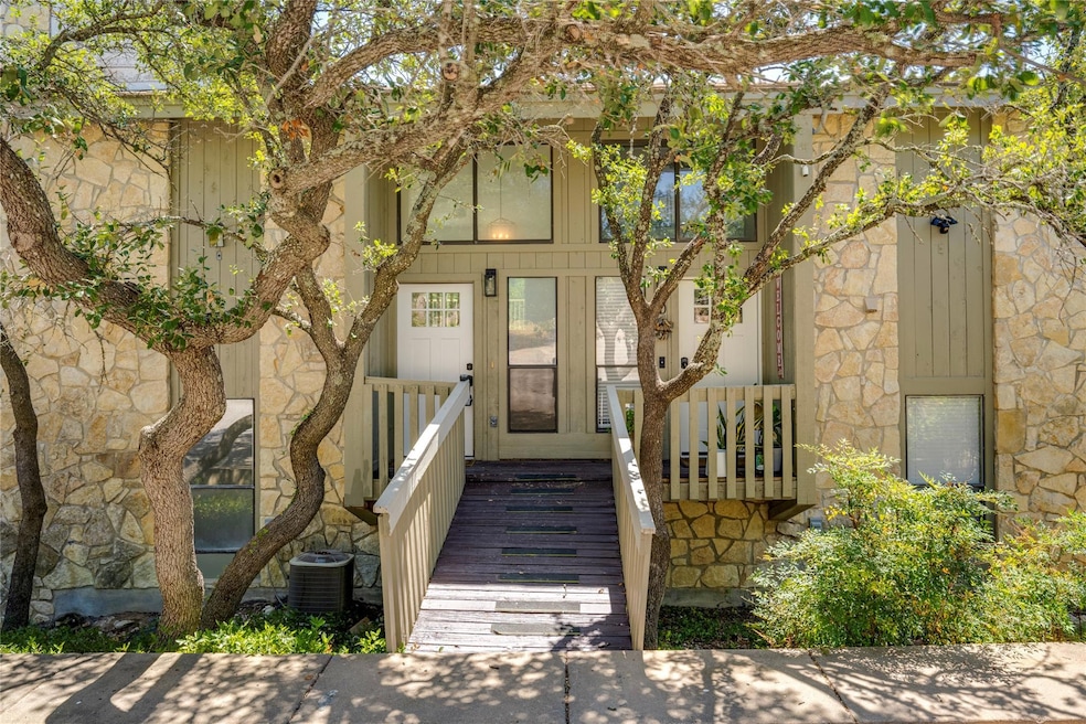 For Rent $1,600/month