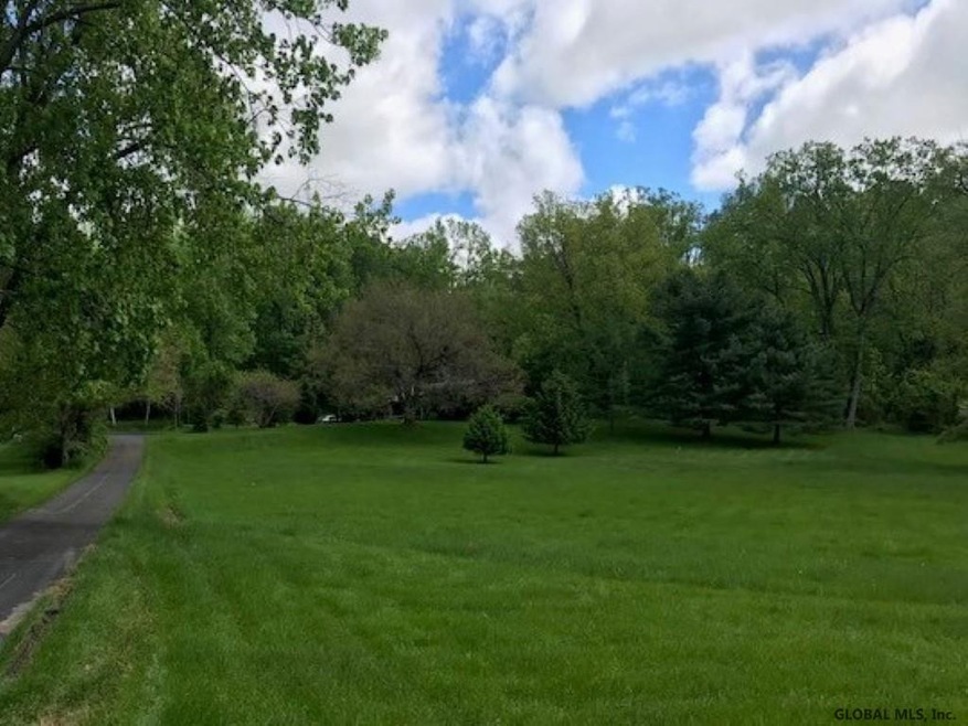 5921 Johnston Rd, Slingerlands, NY 12159 - photo 1