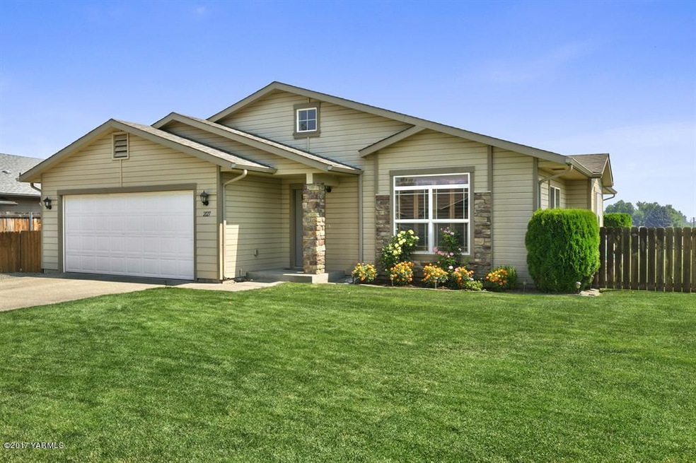 170801_Uecker_68ave_Yakima01