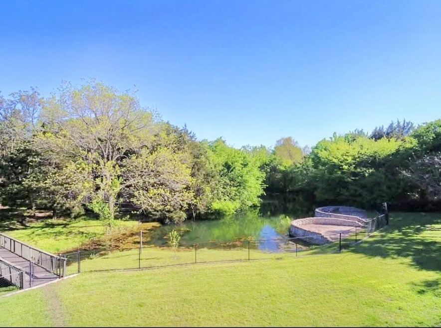 Under Contract $500,000