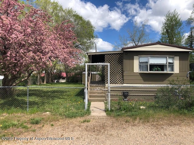 891 Colorado St, Craig, CO 81625 - photo 1