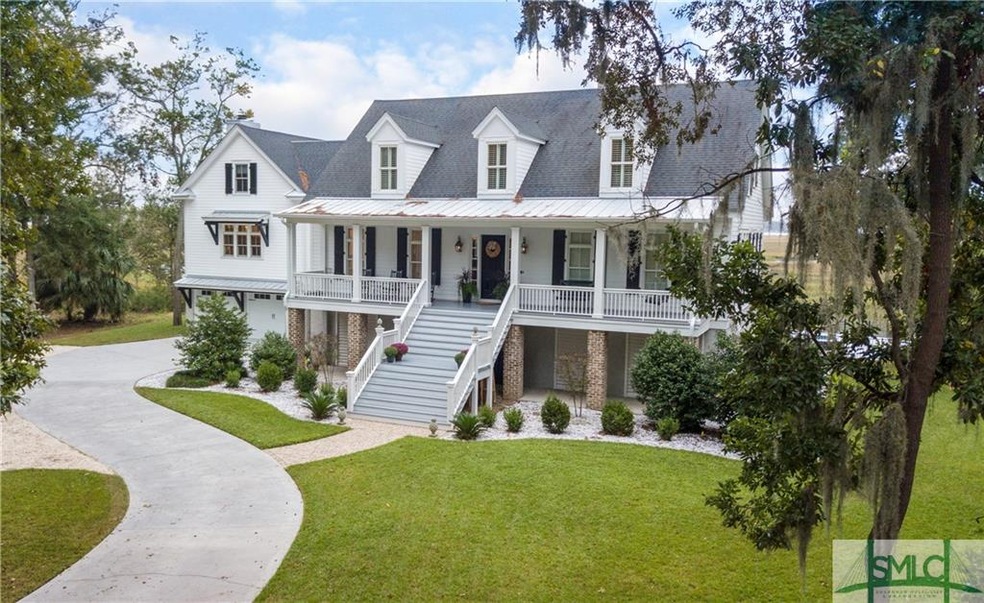 Stunning home in a gated community on Modena Islan