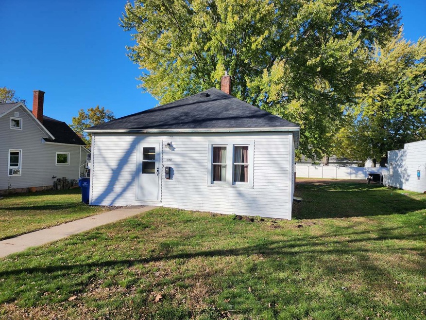 906 E 7th St, Merrill, WI 54452 - photo 1