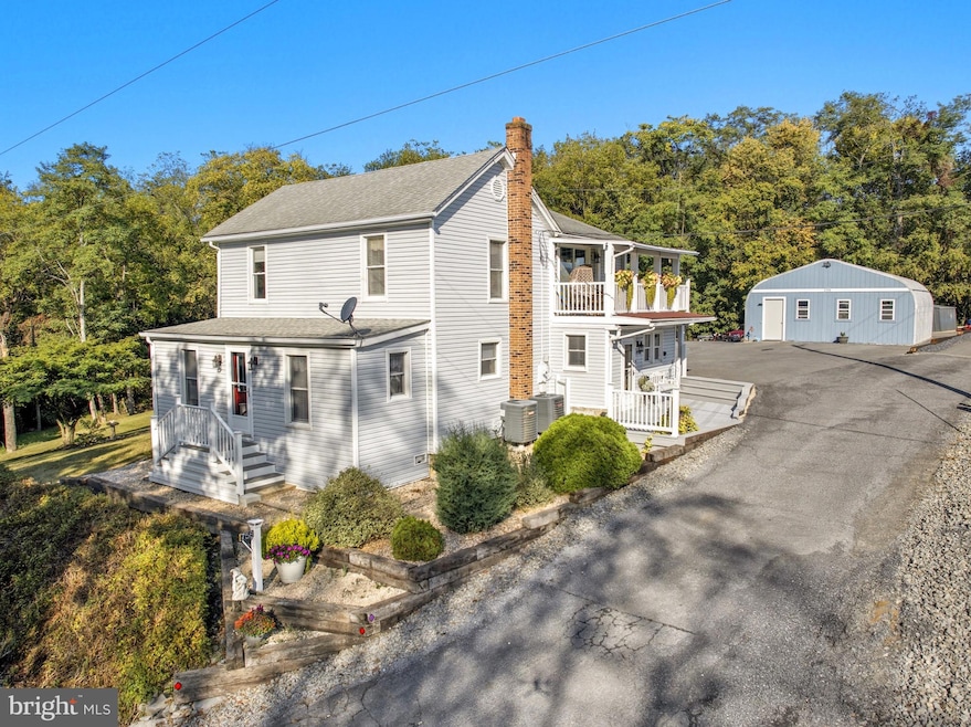 758 Honeysuckle Ave, Woodstock, VA 22664 - photo 1