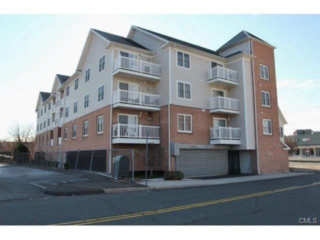 Welcome to The Phoenix!  Gorgeous 1 Bedroom condo 