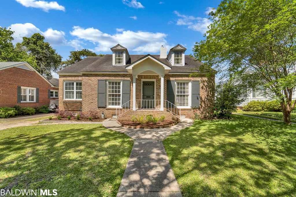 10 Audubon Place, Mobile, AL 36606 - photo 1