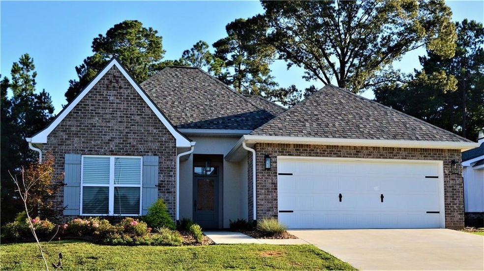 309 Saint Landry Dr, Pineville, LA 71360 - photo 1