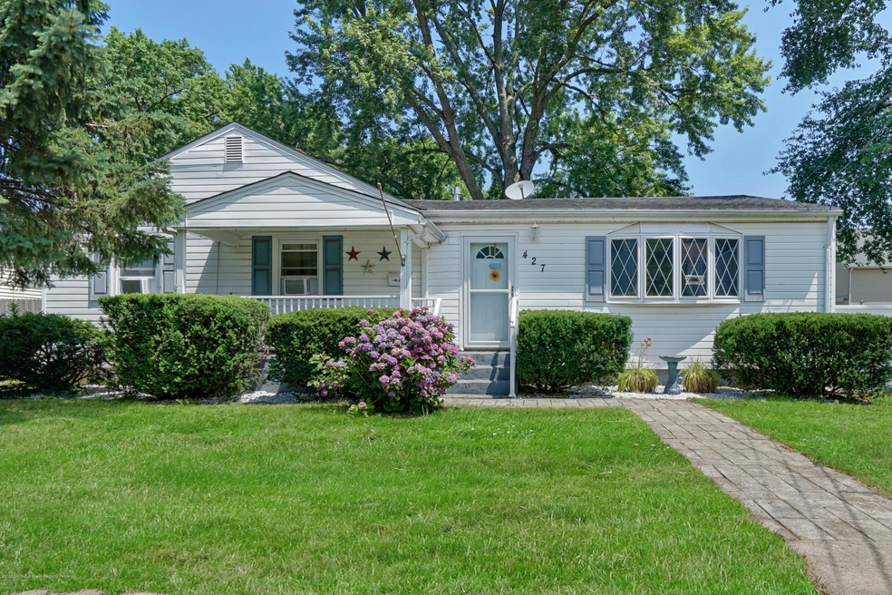 427 Walnut St, Port Monmouth, NJ 07758 - photo 1