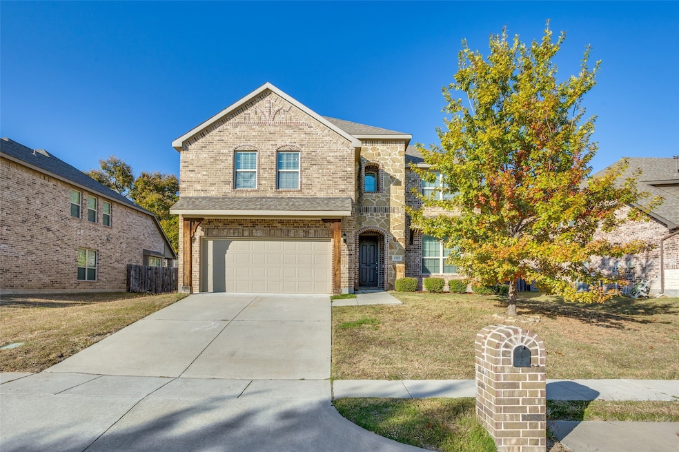 1725 Crescent Oak St, Wylie, TX 75098 - photo 1