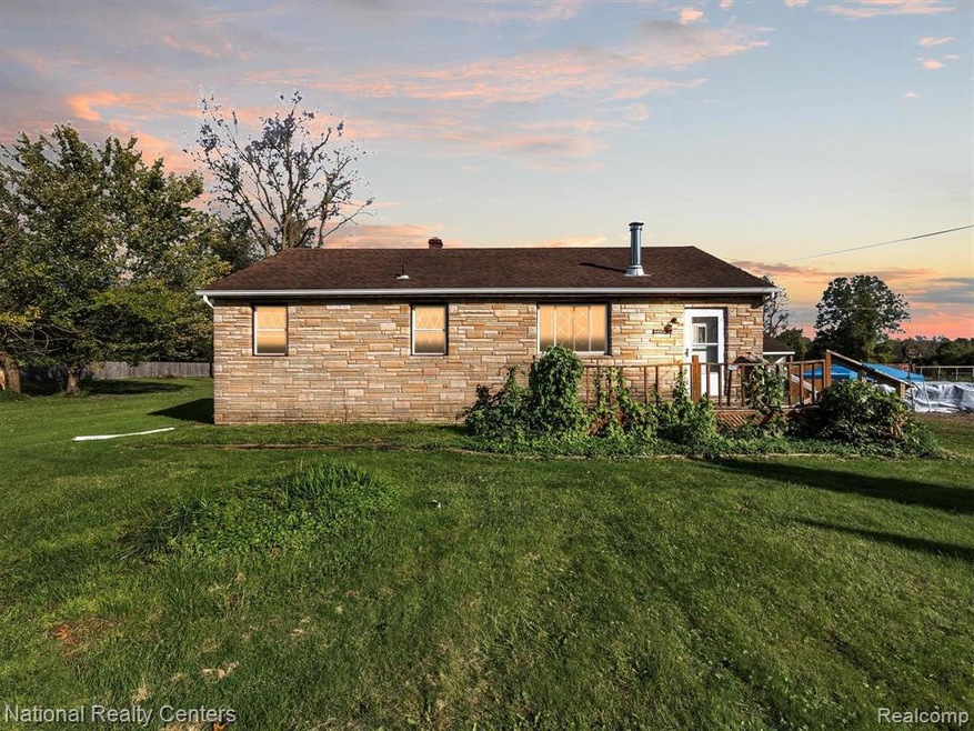 c21607-Middlebelt-WindowStill-Real-Estate-Photogra