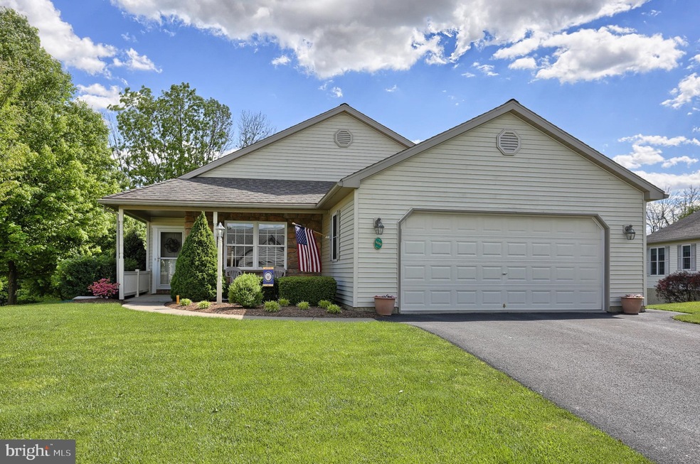 109 Arbor Dr, Myerstown, PA 17067 - photo 1