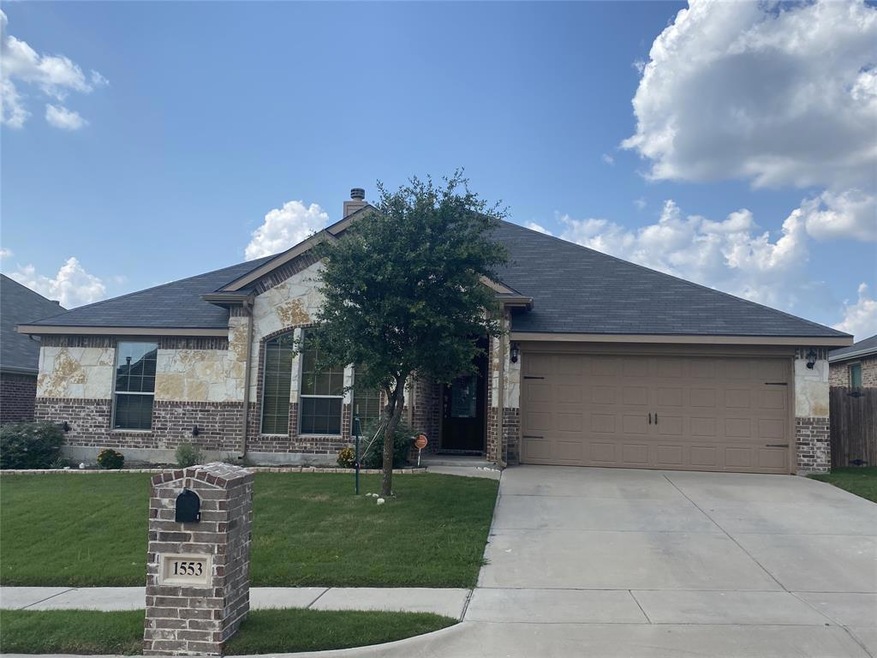 1553 Signature Dr, Weatherford, TX 76087 - photo 1