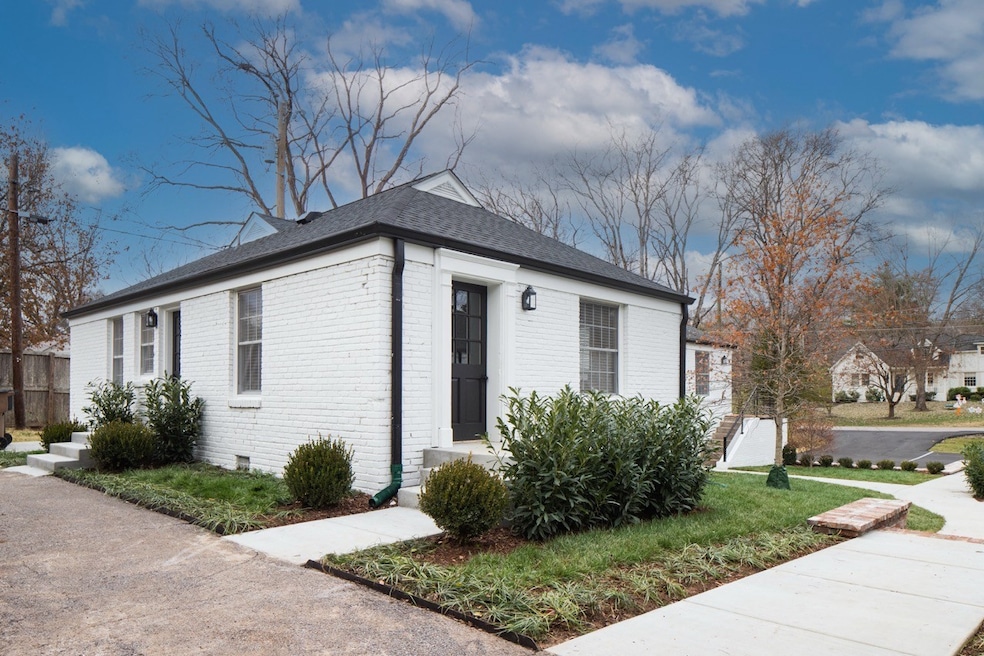 205 Leake Ave unit B, Nashville, TN 37205 - photo 1