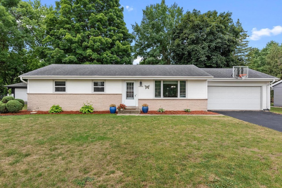 N61W23771 Sumac Lane-5