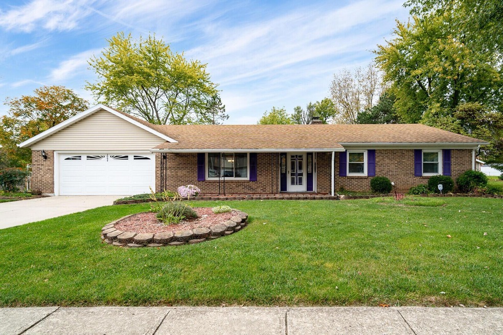 01_DaytonHomePhoto1_mls