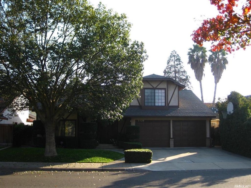 Beautifully maintained home walking distance to a park! New comp roof!