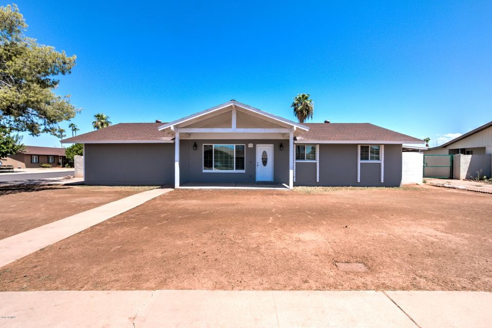 312 W Indigo St-51