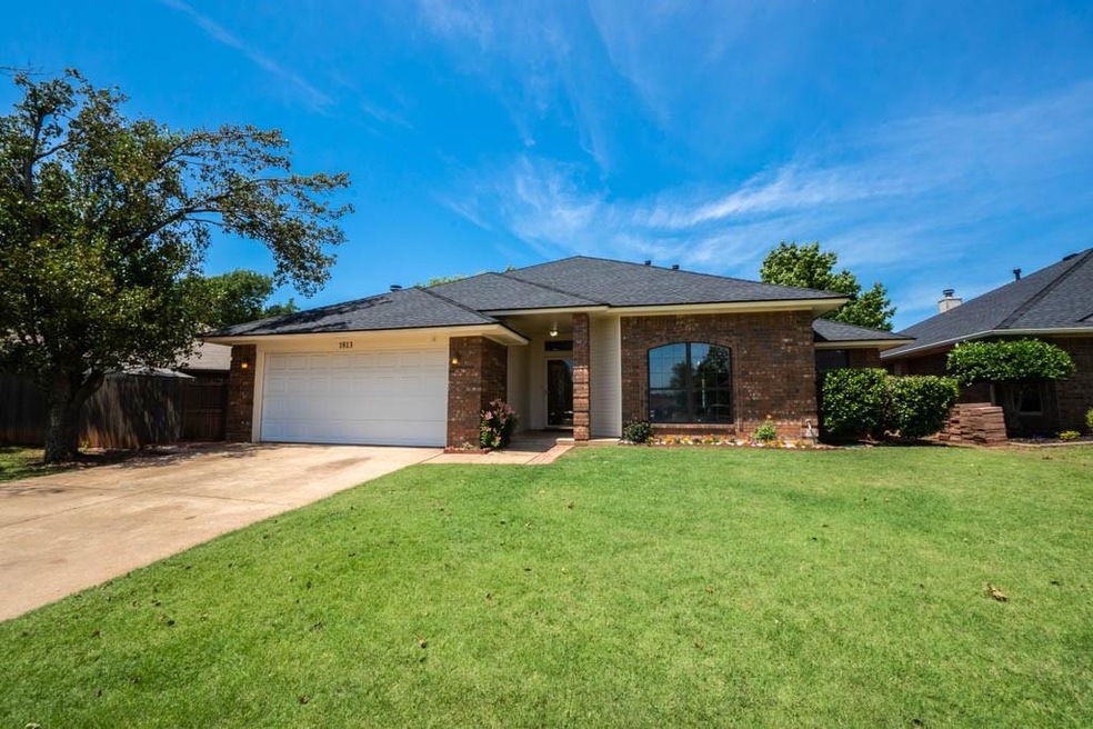 Welcome home to 1813 Park View Place!  4-bedroom, 