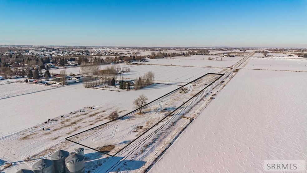 For Sale $139,000 • Co-Listing Agent