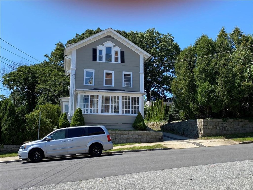 10 Bulkeley Place unit 2, New London, CT 06320 - photo 1