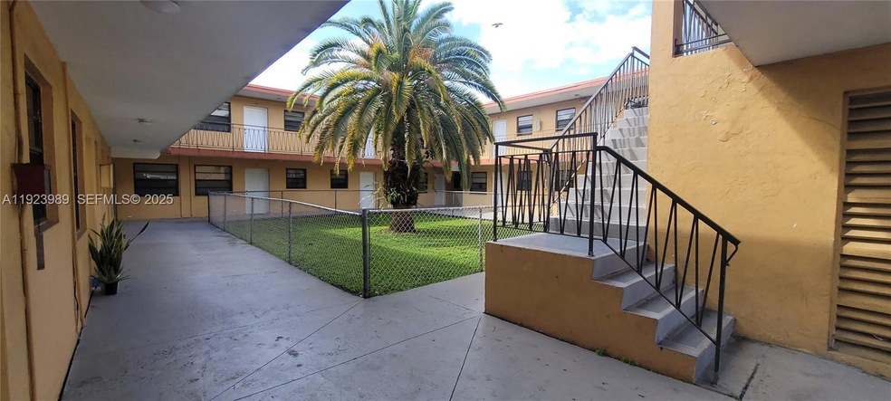34 E 21st St unit 20, Hialeah, FL 33010 - photo 1
