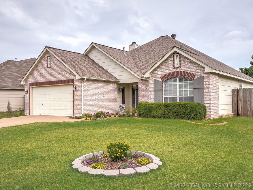 19621 E 39th St S, Broken Arrow, OK 74014 - photo 1