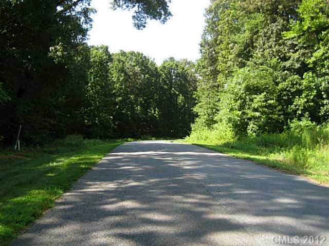 149 Upper Oak Dr, Statesville, NC 28625 - photo 1