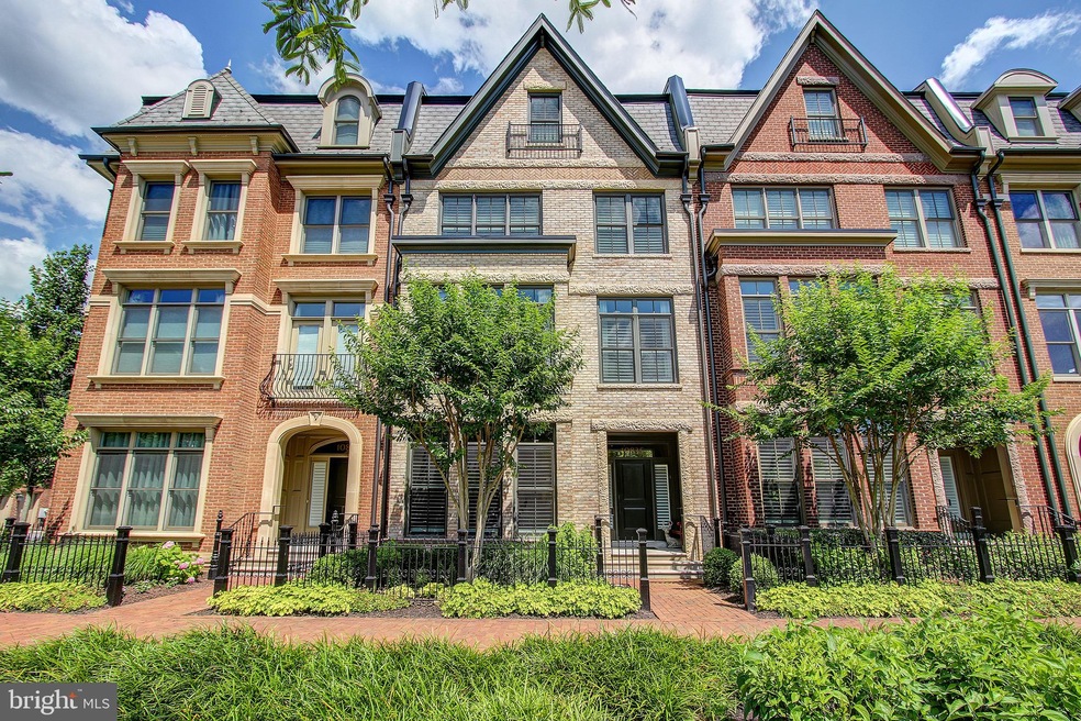 10835 Symphony Park Dr, North Bethesda, MD 20852 - photo 1