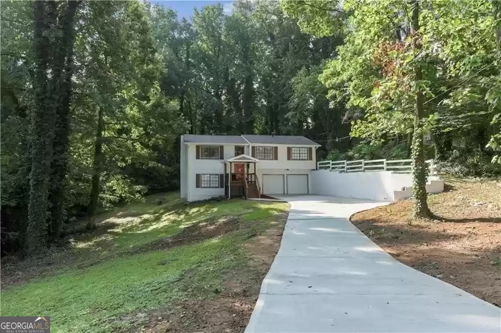 8982 Mandarin Dr, Jonesboro, GA 30236 - photo 1