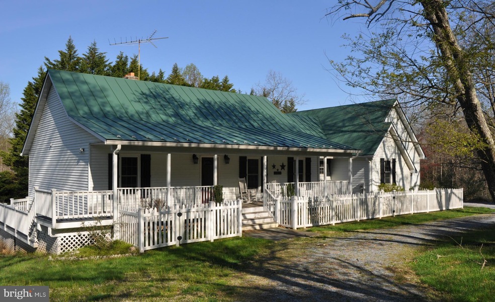 21065 Grey Fox Ln, Leesburg, VA 20175 - photo 1