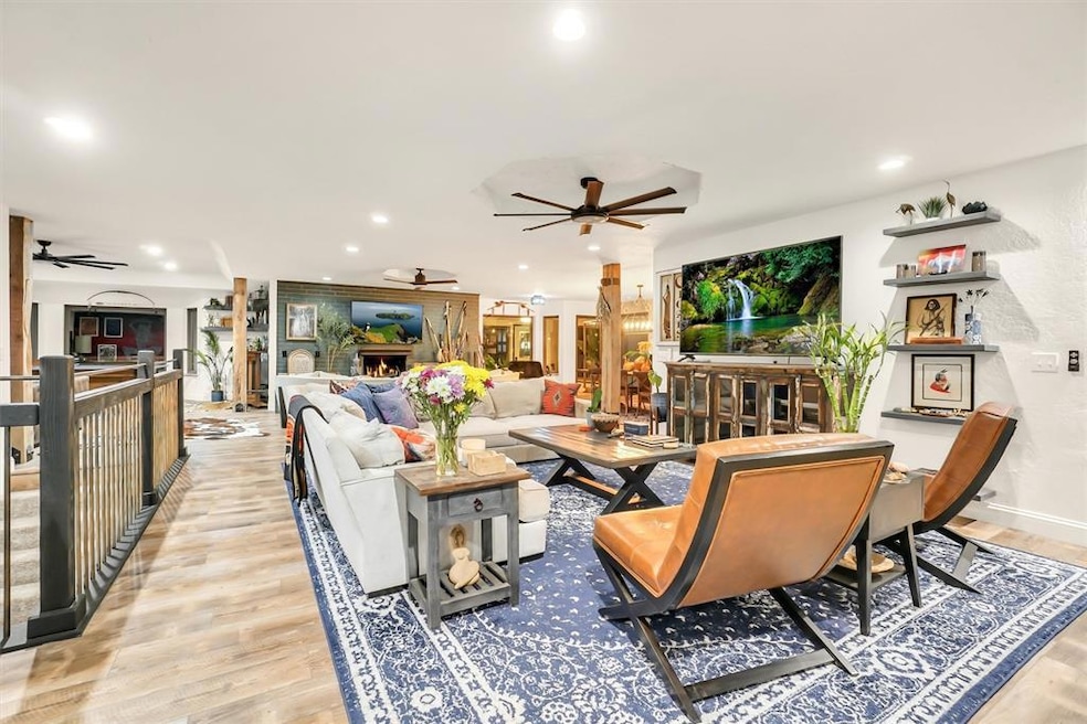 For Sale $485,000 • Co-Listing Agent