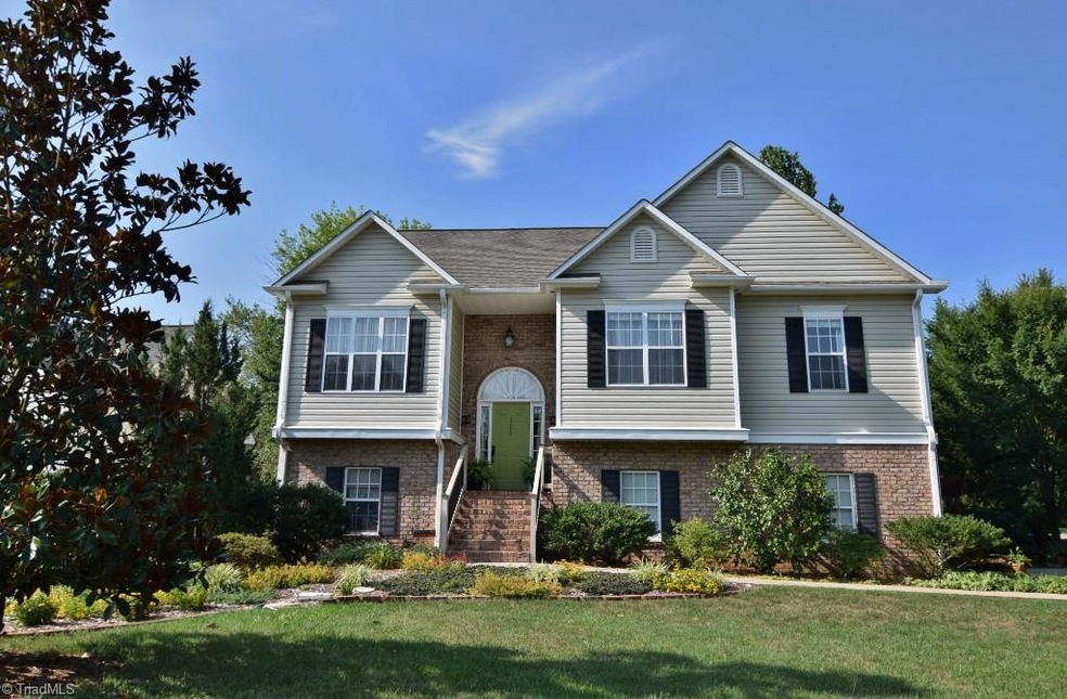 1706 Hunterwoods Drive, High Point, 27265 in the Hunter Oaks neighborhood.  Great 4 bedroom and 3 bath home with a two car side entry garage.