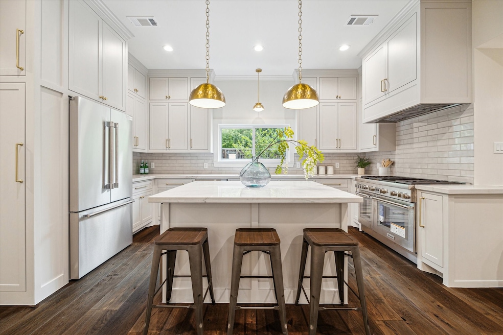 12303 Pinerock Ln, Houston, TX 77024 - photo 1