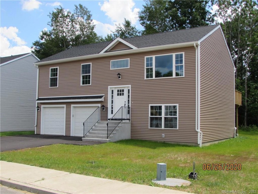 39 Society Hill Rd unit 33, Waterbury, CT 06704 - photo 1